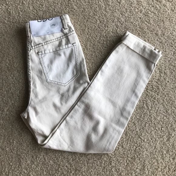 ✨Last1 sz28! NWT UO BDG High Rise Mom Jeans - Picture 4 of 8